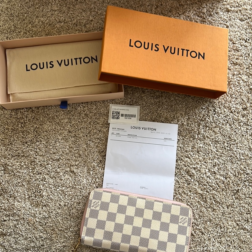Authentic Louis Vuitton Iéna Zippy Wallet
